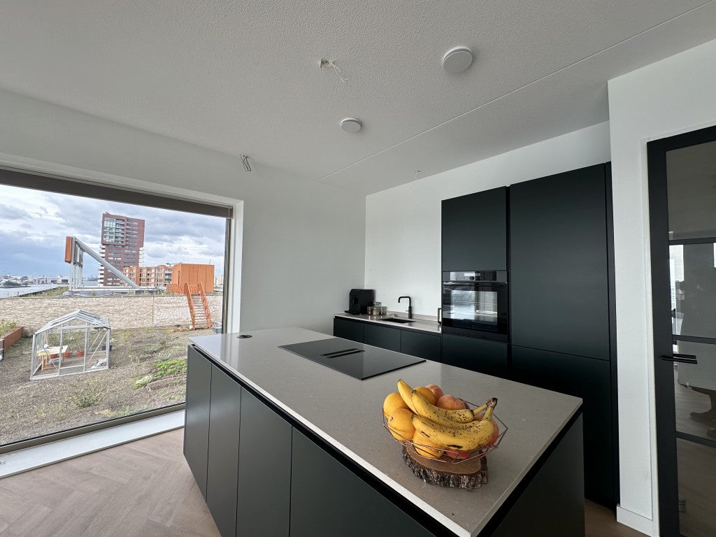 Te huur Appartement Lloydkade in Rotterdam