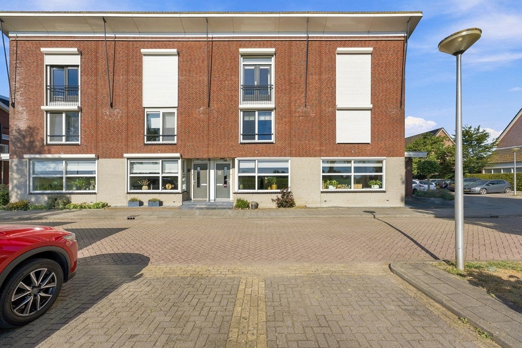 Huis Duizendbladstraat 22 in Bleskensgraaf Ca