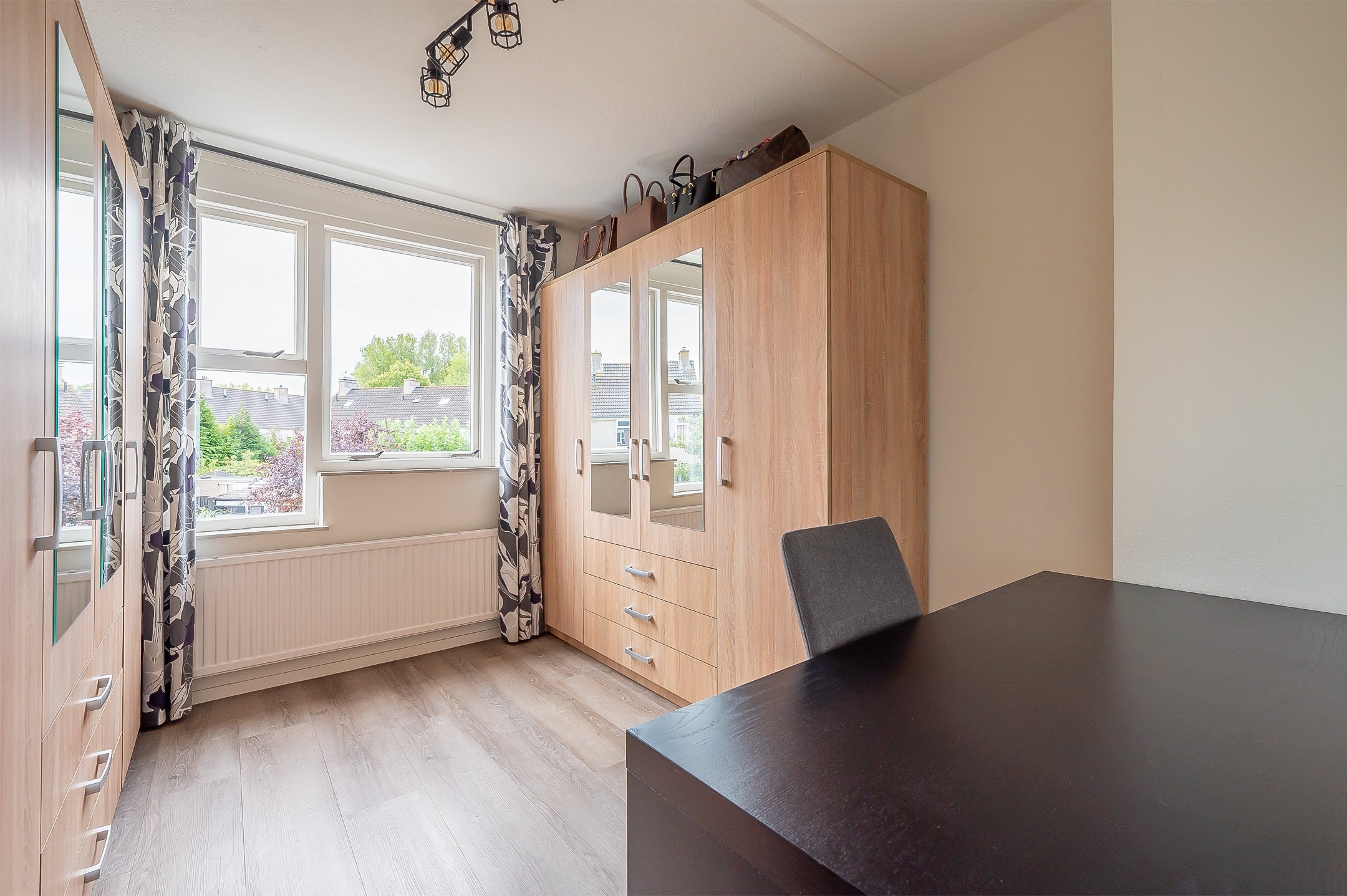 Tussenwoning te koop: Oosterzeel 12, Steenbergen