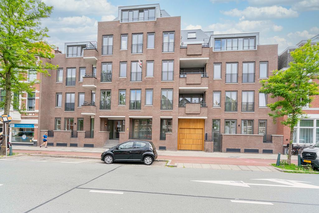 Flat Laan van Nieuw-Oost-Indië 14 G