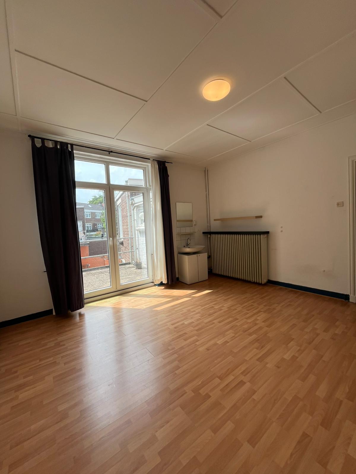 Tussenwoning te huur: kruisstraat 46-04, Heerlen