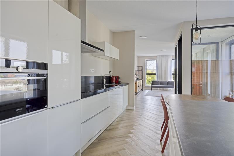 Appartement te koop: Bridgemankade 18, Hoofddorp