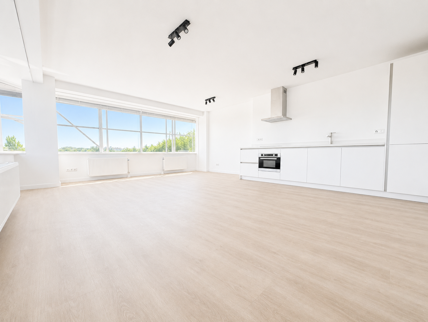 Flat Noord West Buitensingel 4 D