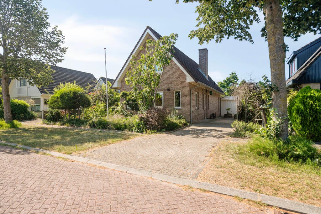 Huis Charles Boyerstraat 12 in Almere