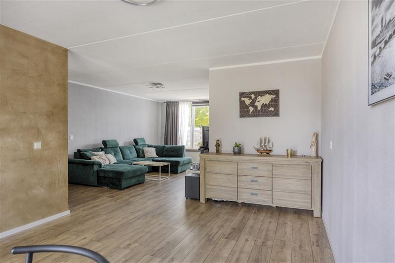 Tussenwoning te koop: Balkweiterhoek 71, Zwaagdijk-West