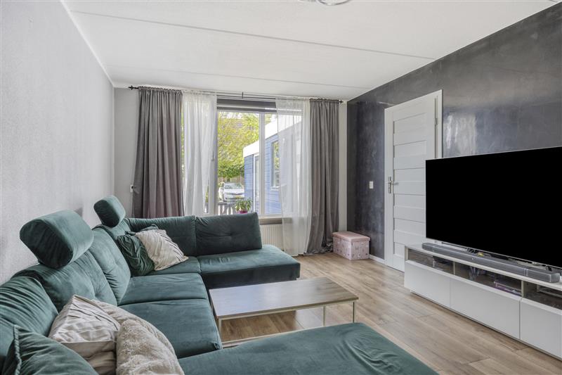 Tussenwoning te koop: Balkweiterhoek 71, Zwaagdijk-West