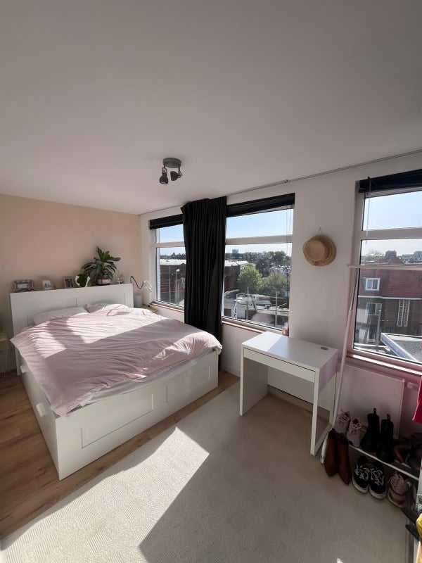 Appartement Lijsterbesplein in Den Haag