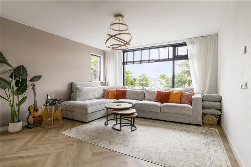 Appartement te koop: Oranje Nassaustraat 4, Halfweg