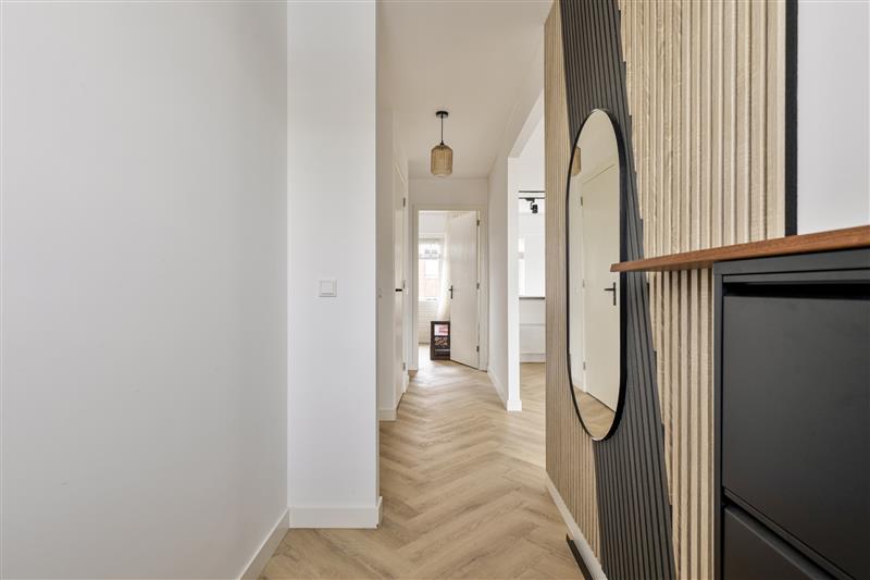 Appartement te koop: Oranje Nassaustraat 4, Halfweg