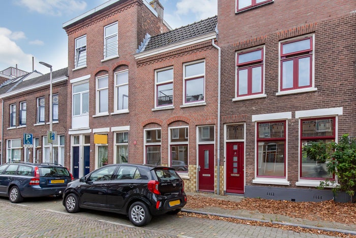 Van Lennepstraat 38