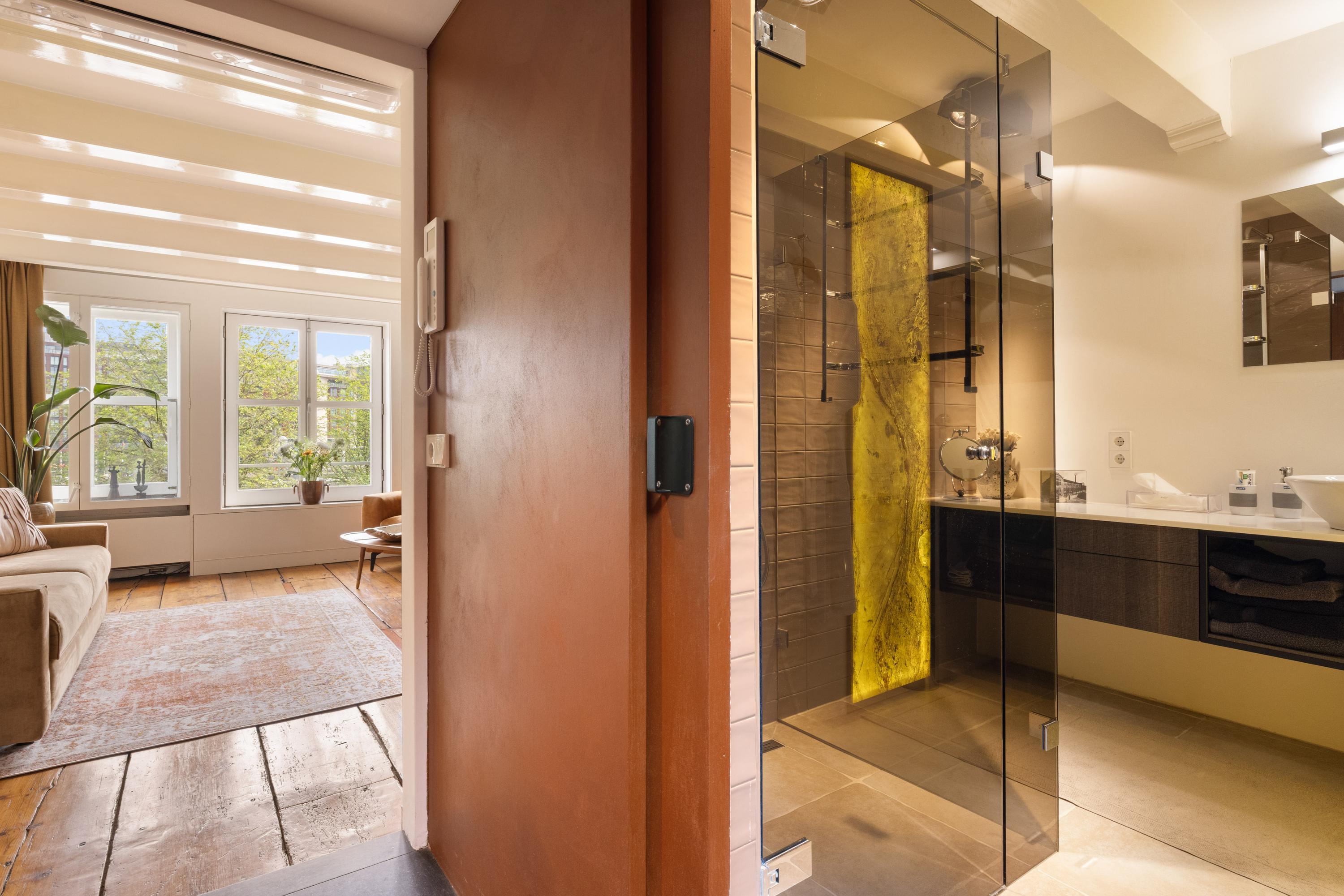 Appartement te koop: Prins Hendrikkade 125C, Amsterdam