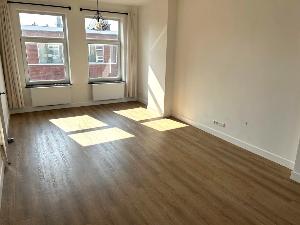 Woning te huur: Roerstraat, 'S-Gravenhage