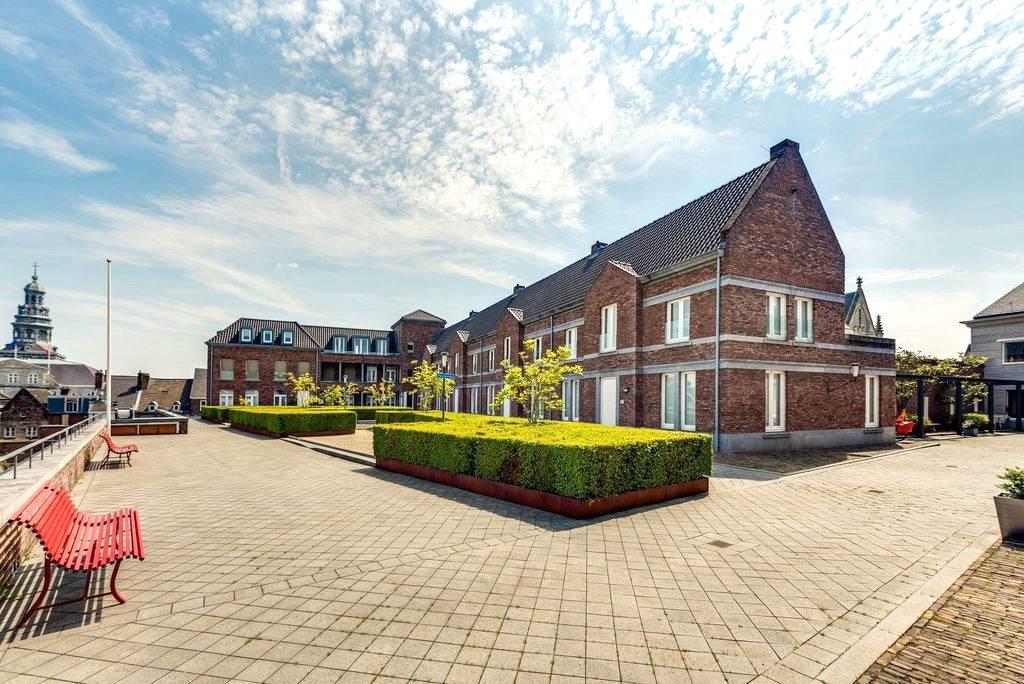 Flat Helmstraat