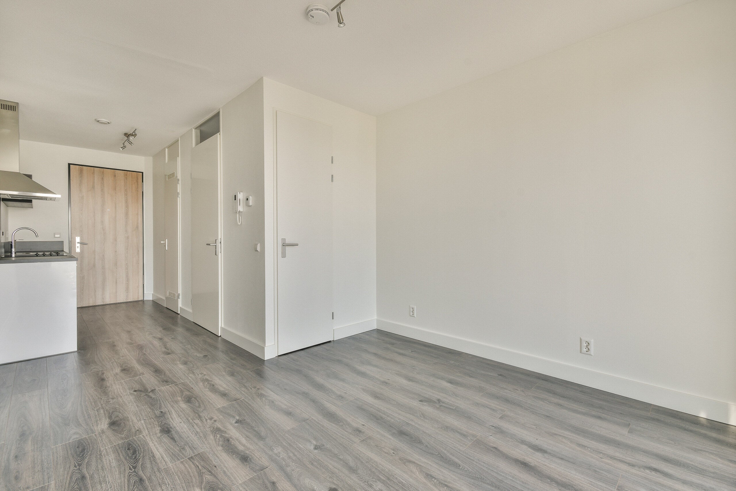 Studio te huur: Waldorpstraat 1268, 'S-Gravenhage