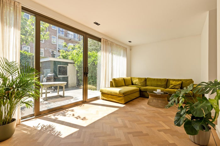 Te huur: Appartement Van Tuyll van Serooskerkenweg 33 H in Amsterdam