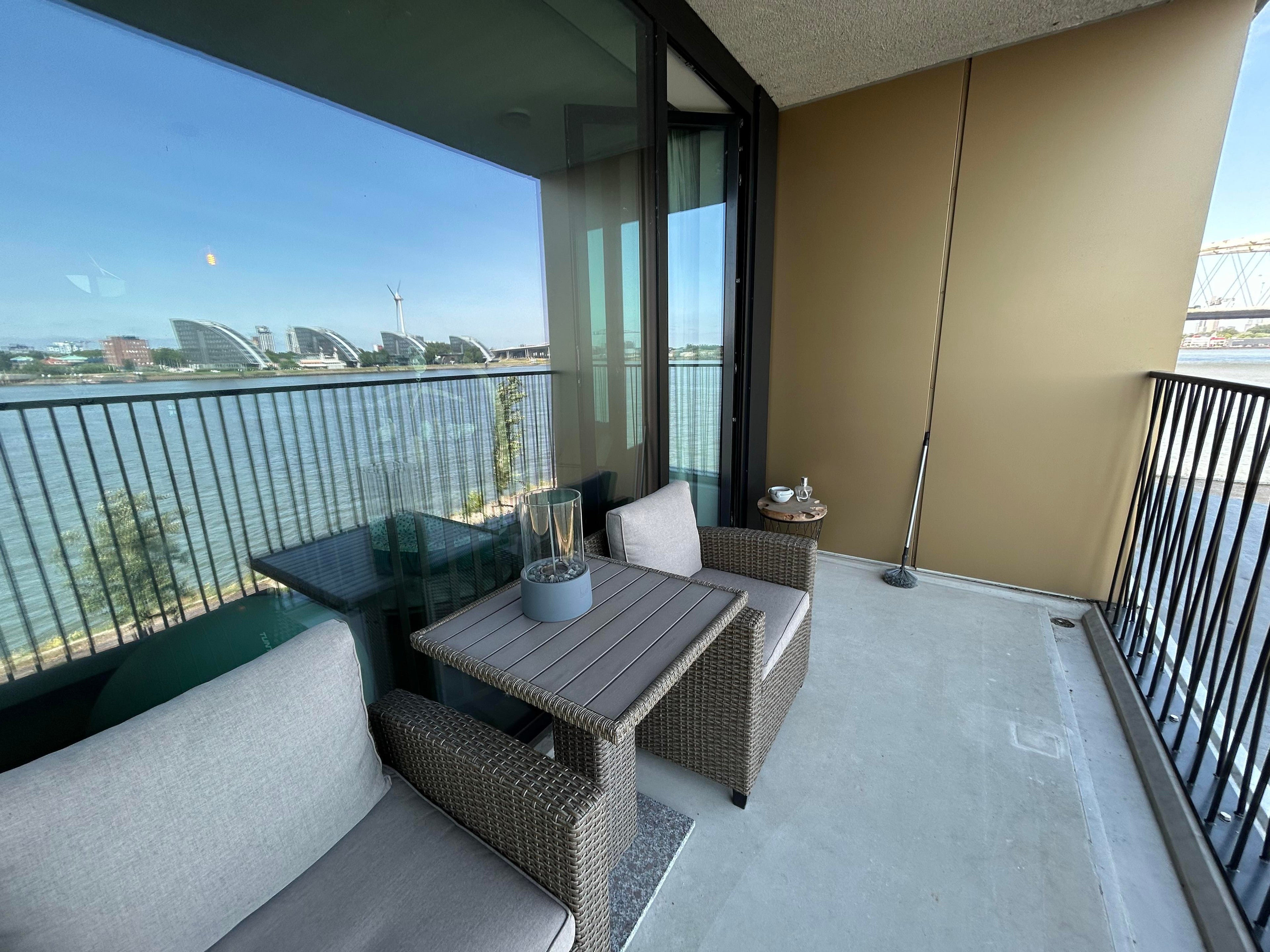 Woning te huur: Pampuskade, Rotterdam