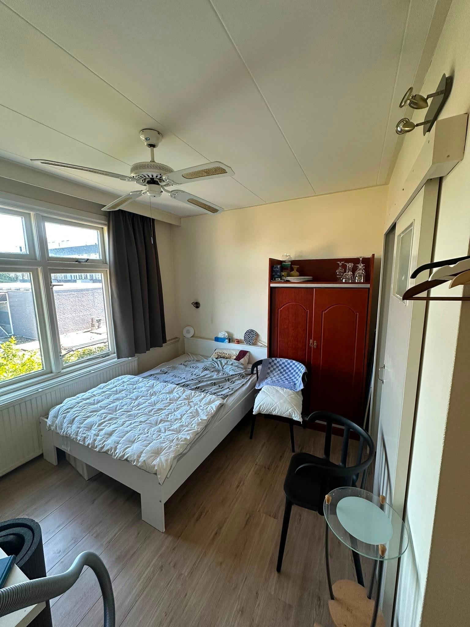 Kamer Hugo de Grootstraat in Delft