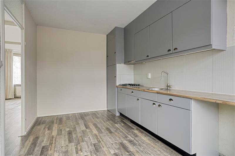 Tussenwoning te koop: Imkersdreef 406, Apeldoorn