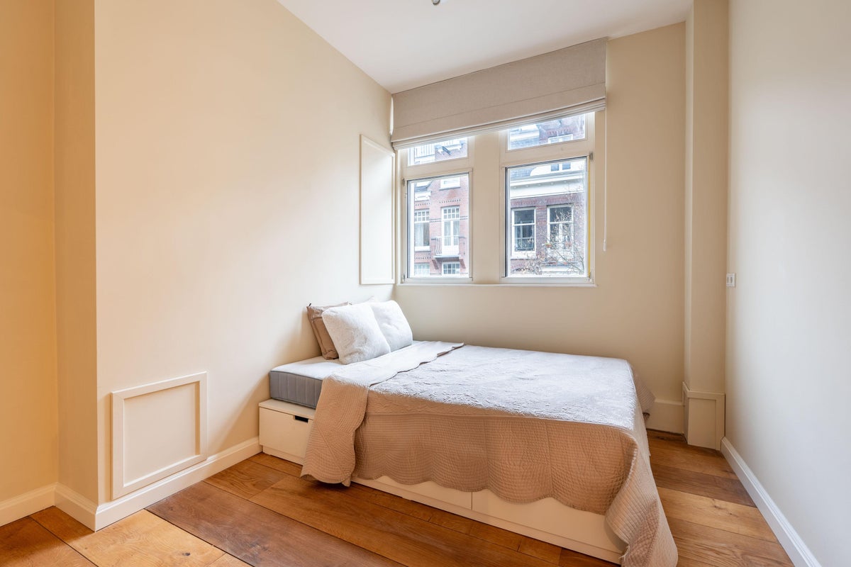Appartement aan de Tolstraat in Amsterdam (1073 SE)
