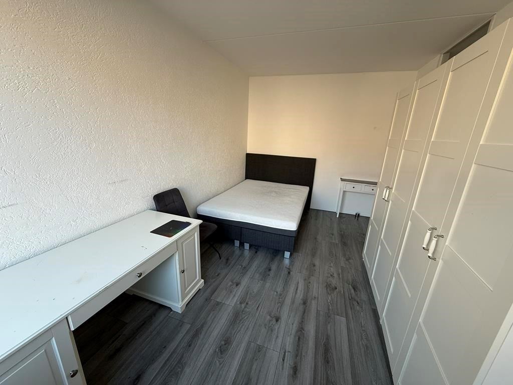 Woning te huur: Dr. J.A. Ringersstraat, Amsterdam
