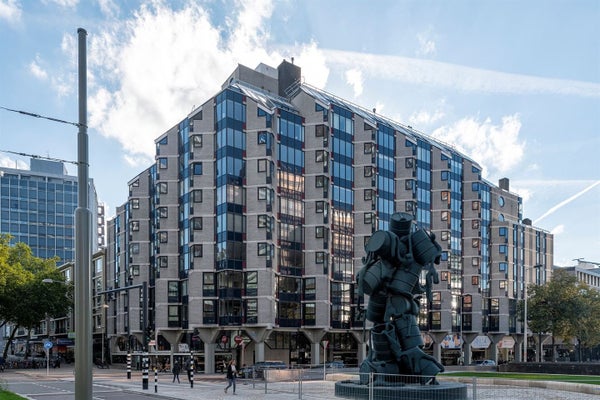Flat Churchillplein in Rotterdam
