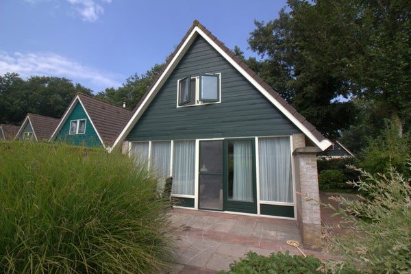 Huis Ruigeweg in Sint Maartensbrug