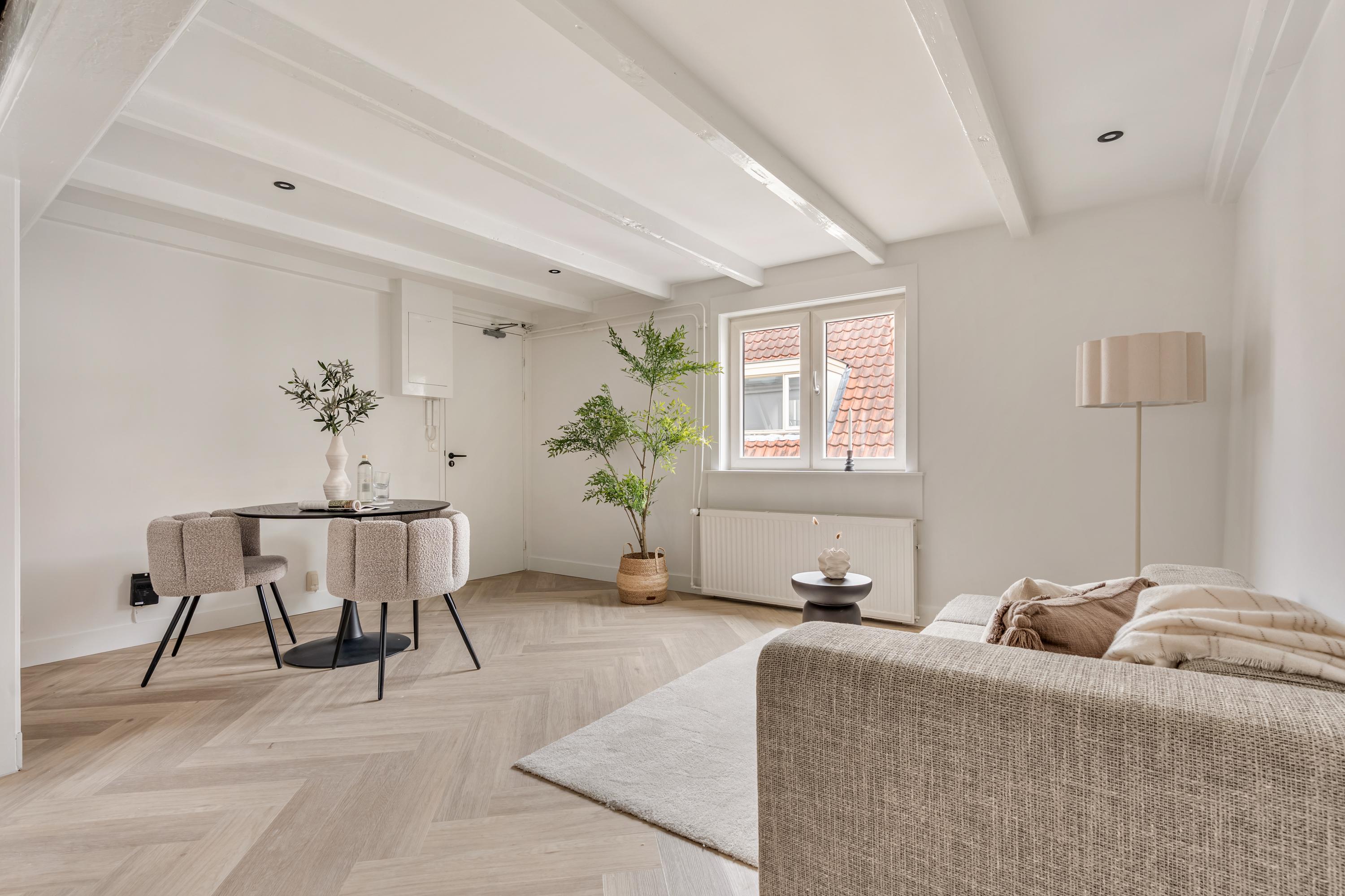 Studio te koop: Bakenesserstraat 27E, Haarlem