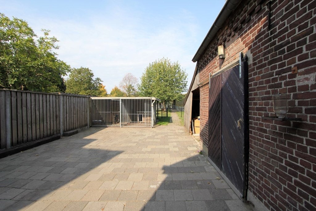 Vrijstaande woning te koop: Stationsstraat 150, Hegelsom
