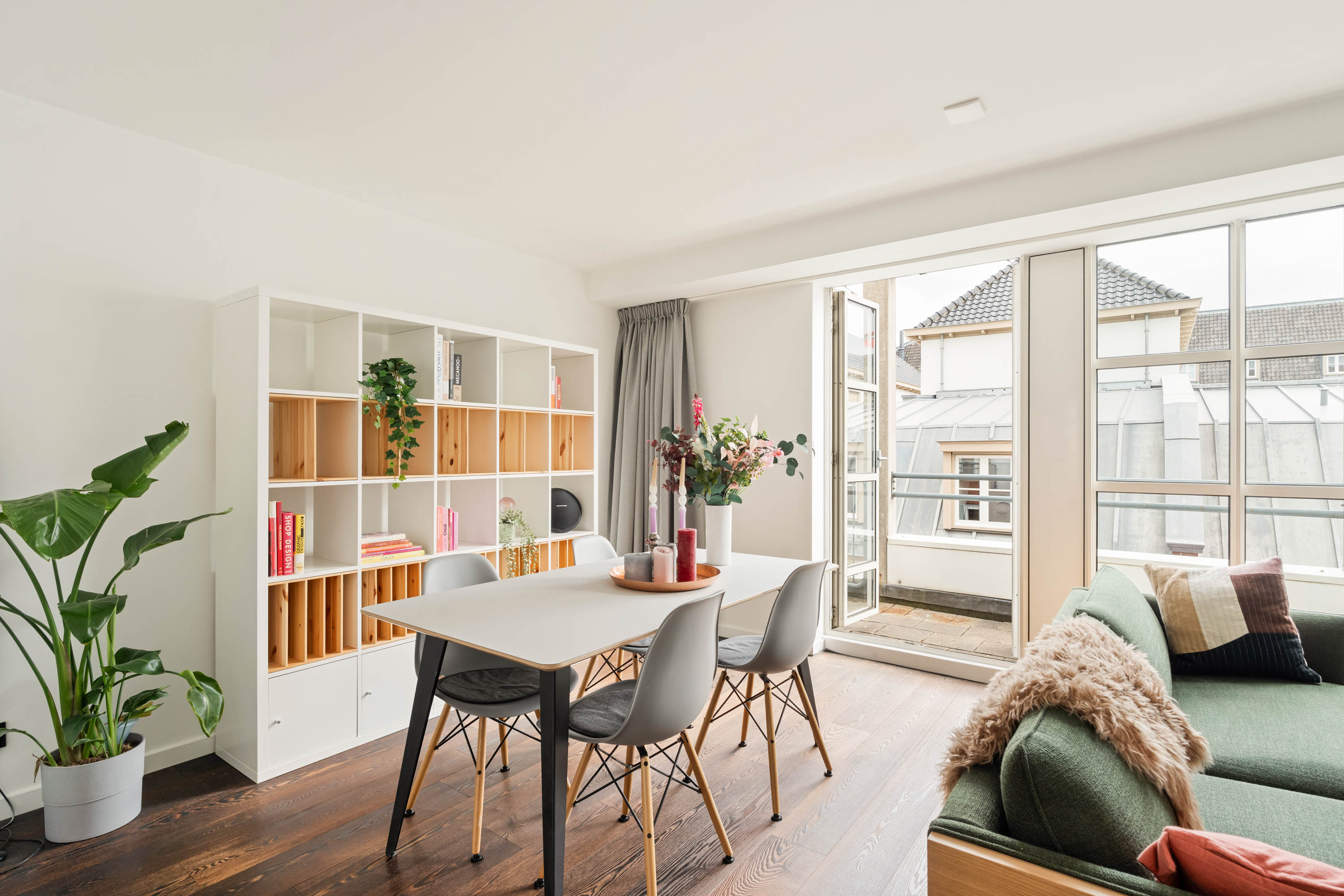 Flat Lange Leidsedwarsstraat 32 E