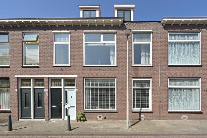 Jan van Houtstraat 12