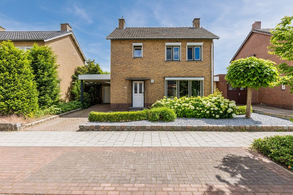 Huis Sint Joosterbaan 19 in Sint Joost