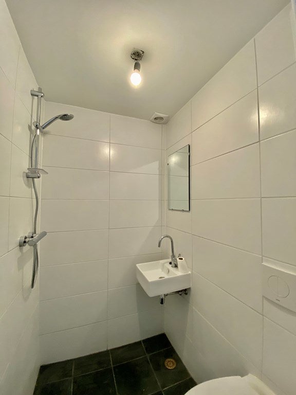 Woning te huur: Finsestraat, Rotterdam