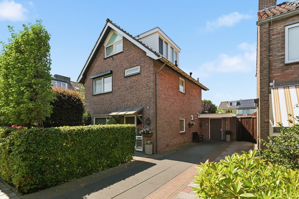 Huis De Terp 24 a in Uitgeest