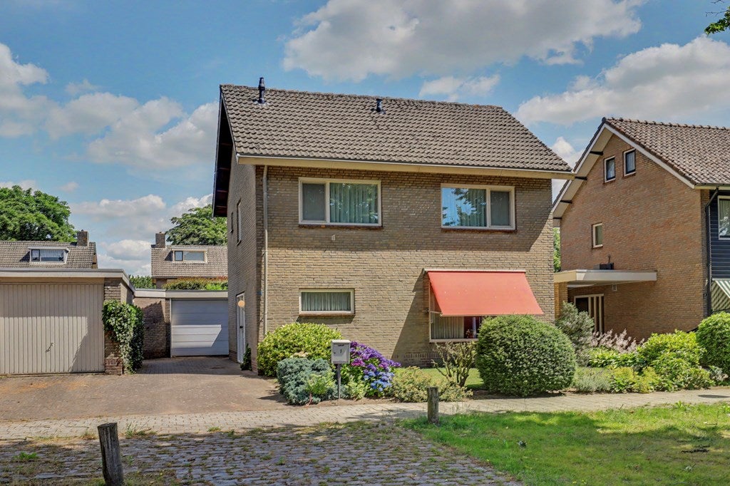 Huis Iepenlaan 1 in Udenhout