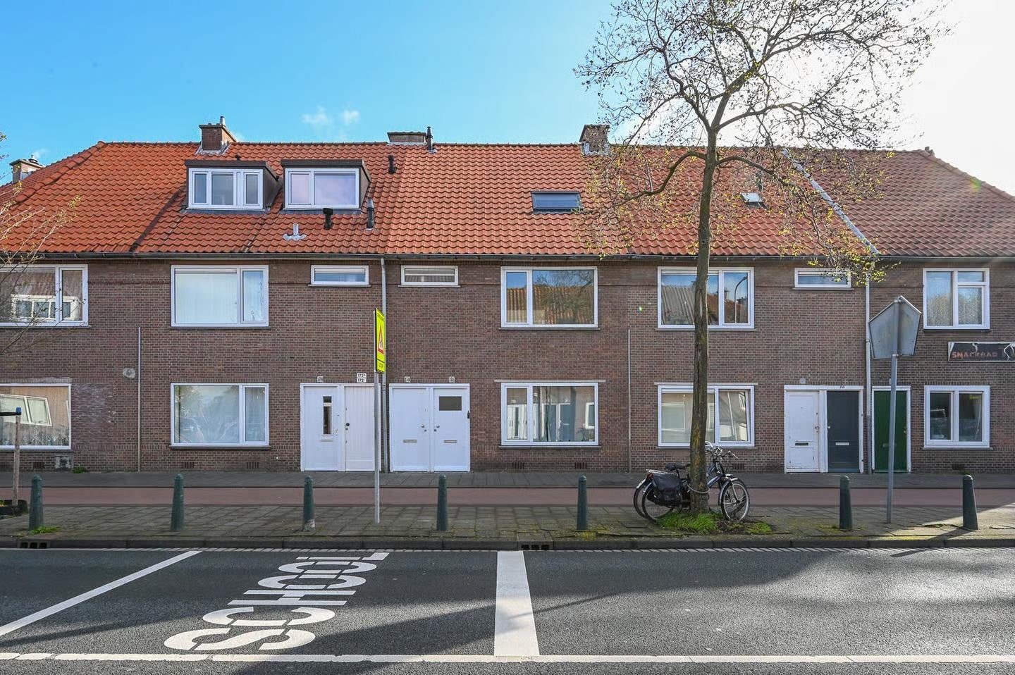Appartement Alberdingk Thijmstraat in Den Haag