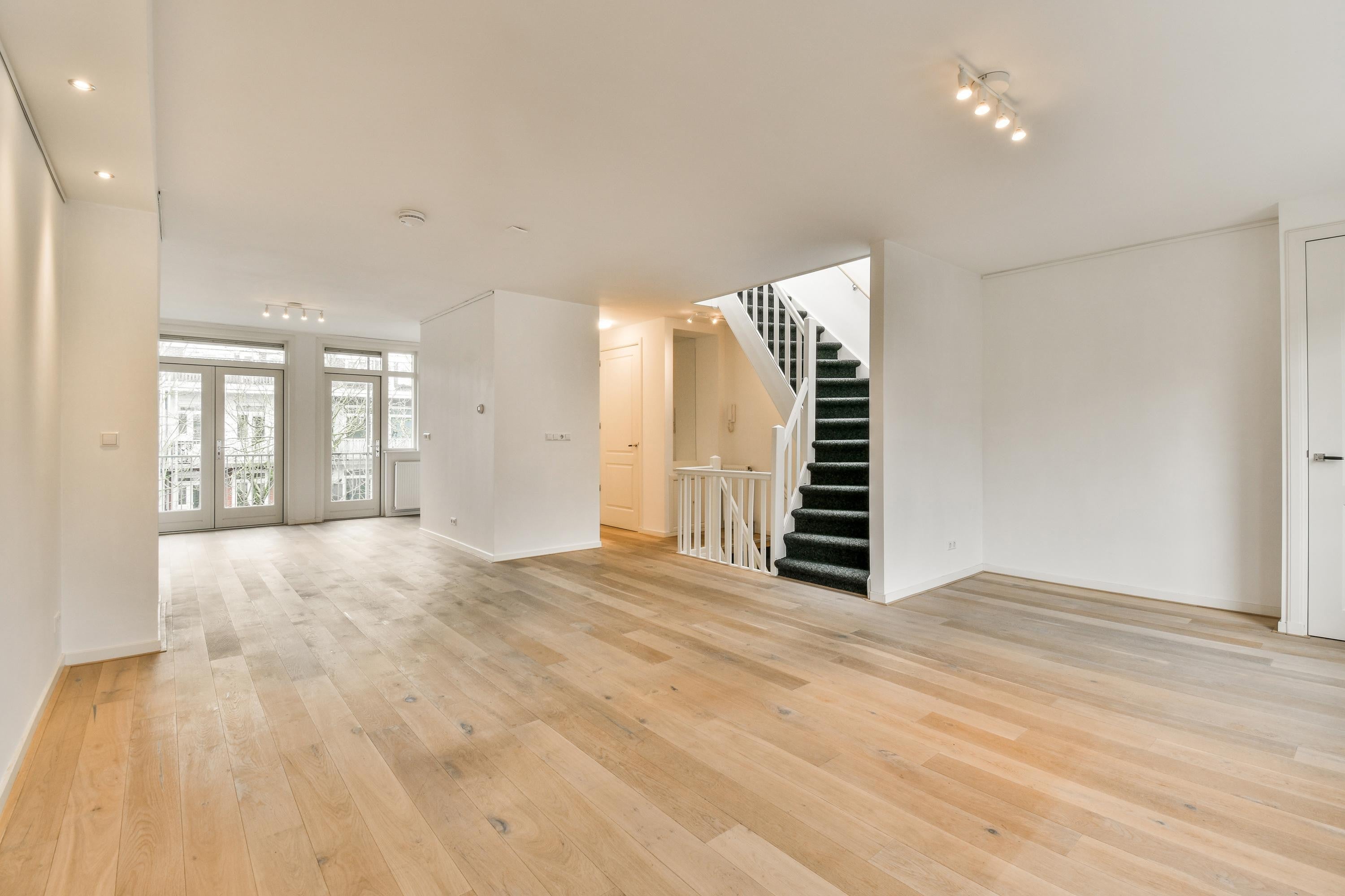 Woning te huur: Stuyvesantstraat, Amsterdam