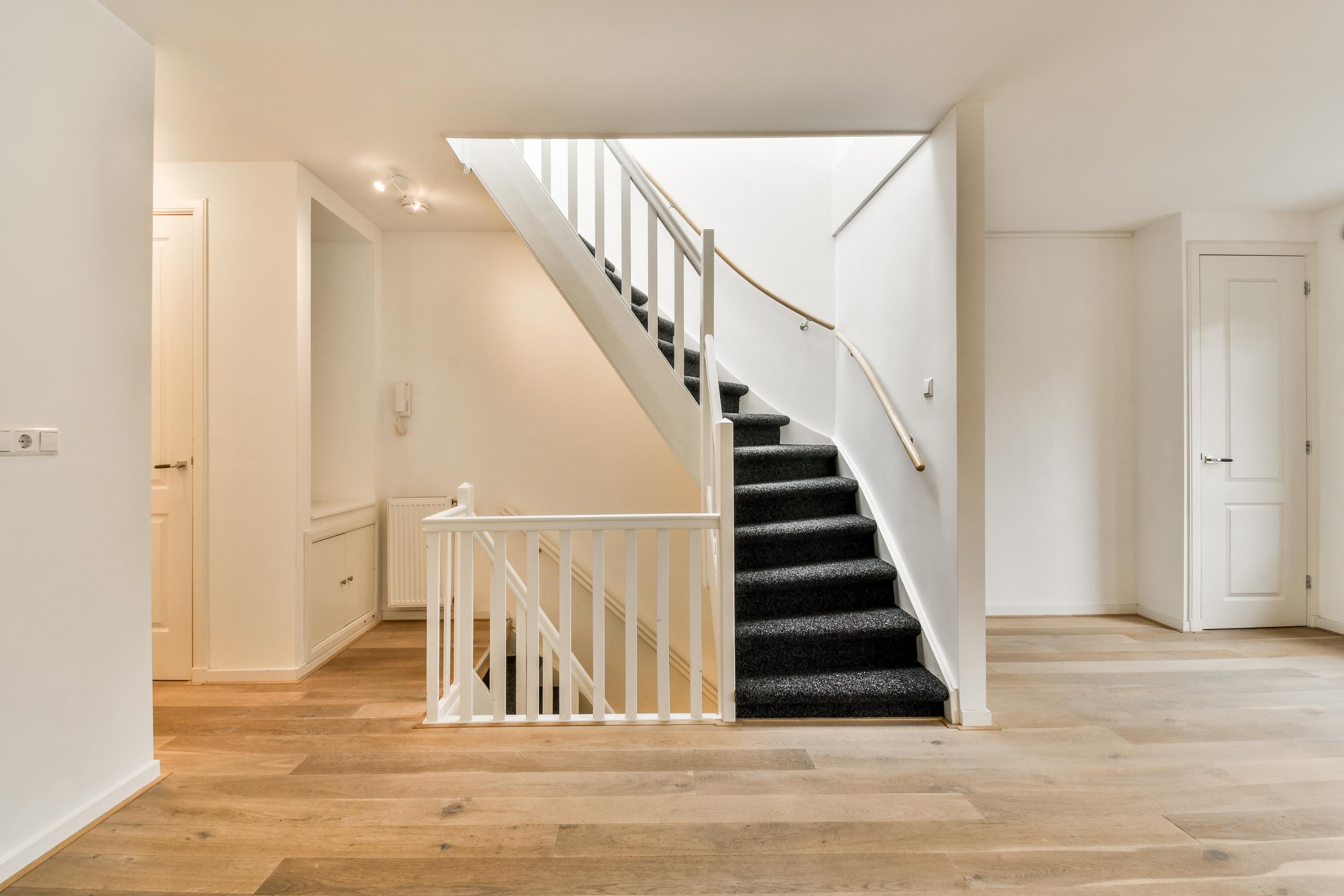 Woning te huur: Stuyvesantstraat, Amsterdam