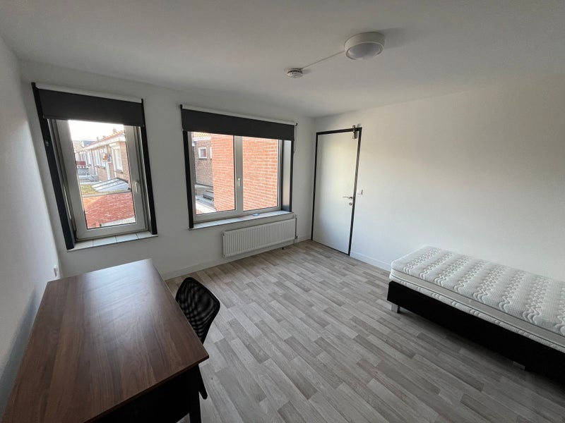 Te huur Kamer Kardinaal van Enckevoirtstraat 31 in Tilburg