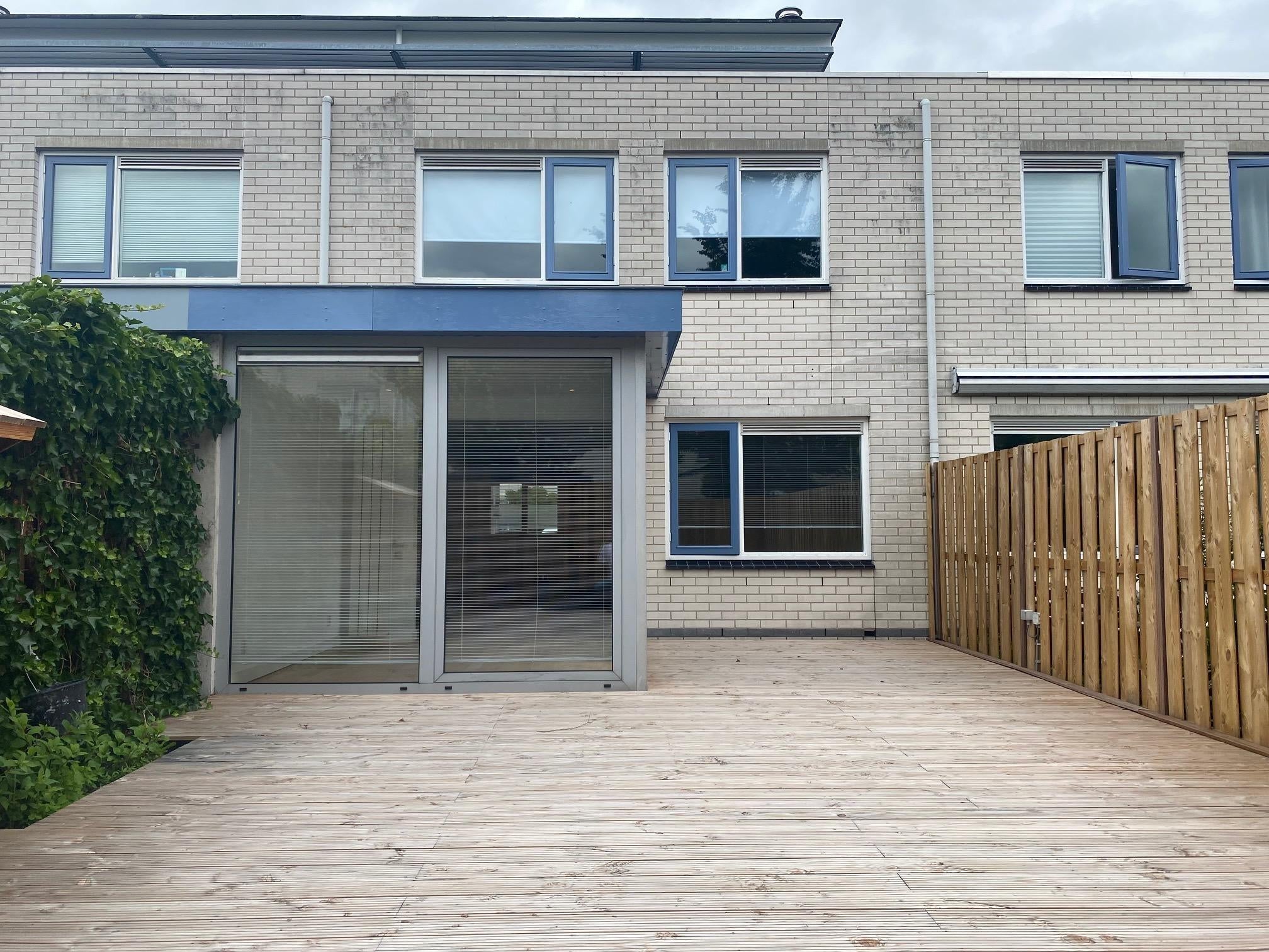 Te huur Huis Ir. van der Sluijsplantsoen in Den Haag
