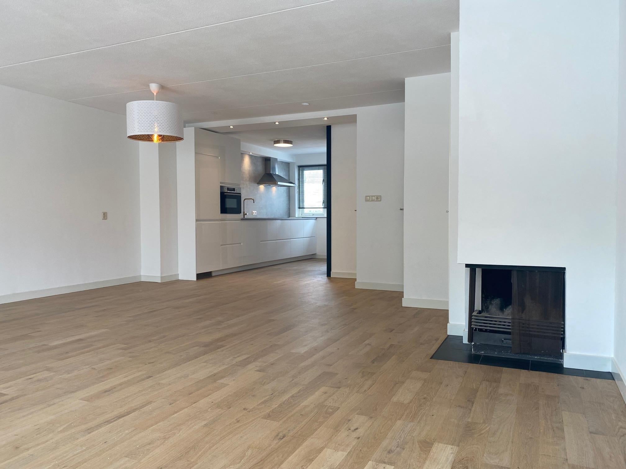 Te huur Huis Ir. van der Sluijsplantsoen in Den Haag