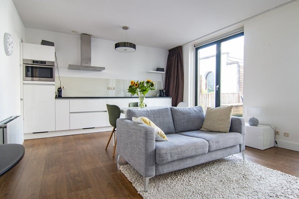 Flat Anjeliersstraat 82 C in Amsterdam