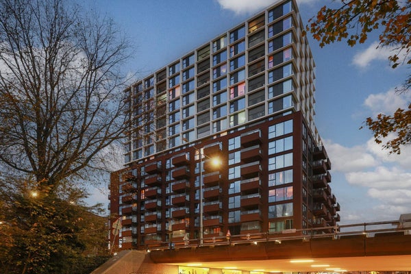 Appartement Bijlmerplein 858 R 7 in Amsterdam