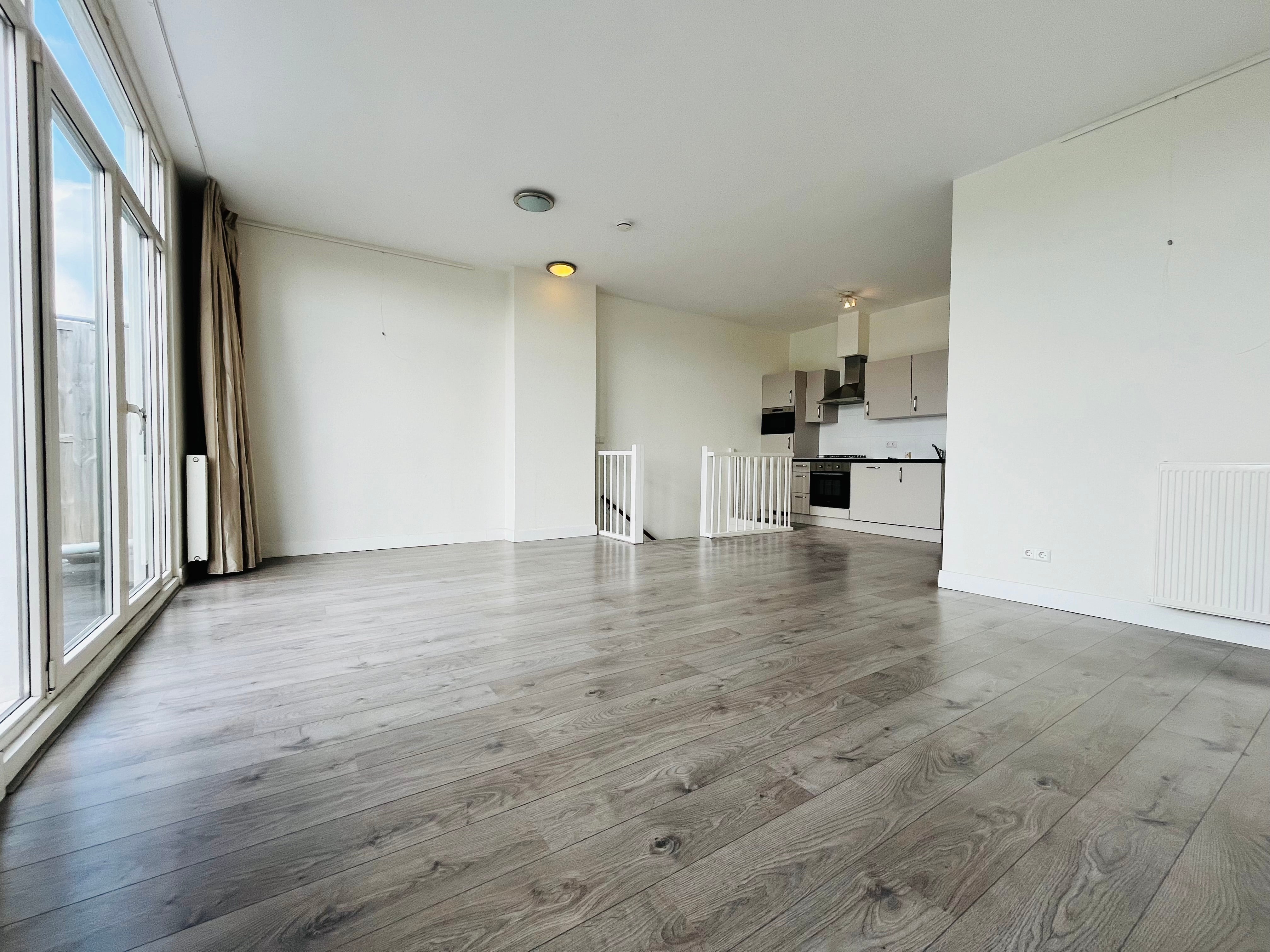 Appartement te huur: Willebrordusplein 21F, Rotterdam