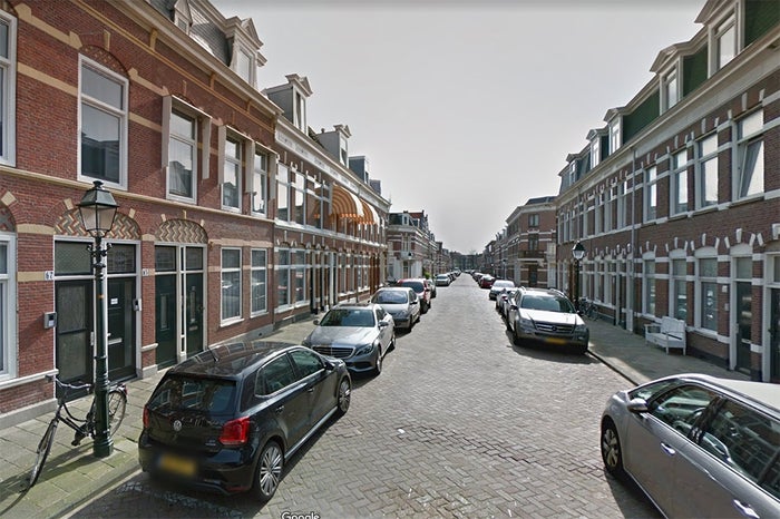 Te huur: Studio Dirk Hoogenraadstraat in Den Haag