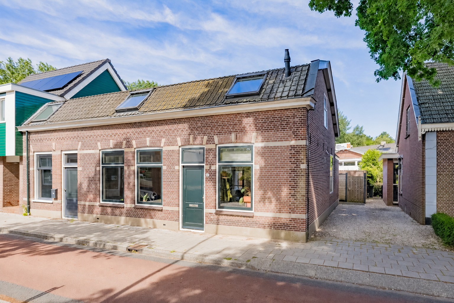 Huis Herenweg 6 in Warmond