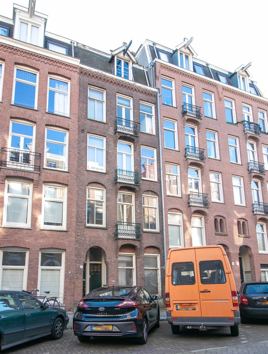 Appartement Van Ostadestraat in Amsterdam