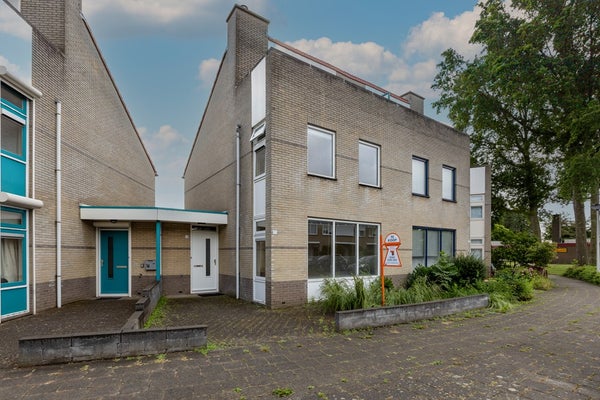 Carel Willinkplein 13 in Roosendaal