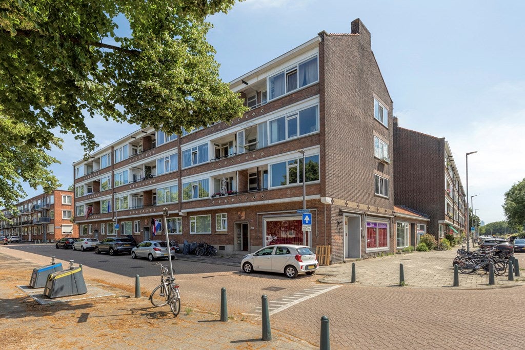 Appartement Hogenbanweg 162 D in Rotterdam
