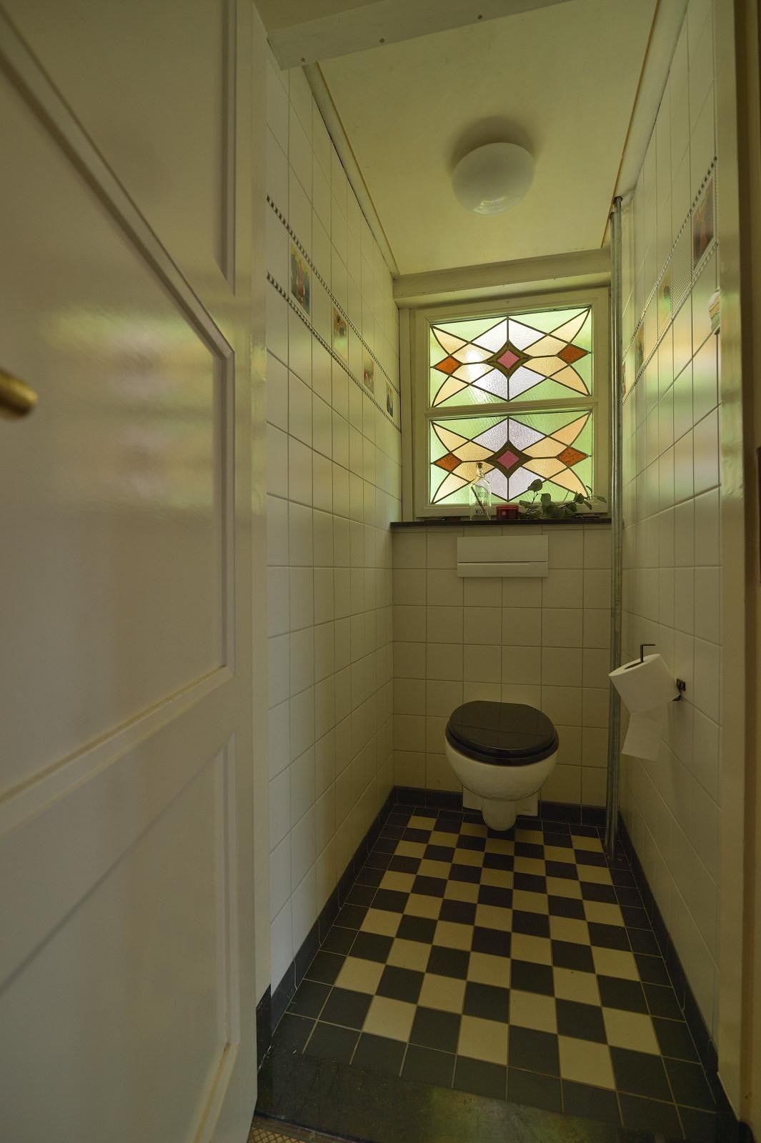 Twee-onder-één-kap te koop: Veldhofstraat 119, Eygelshoven