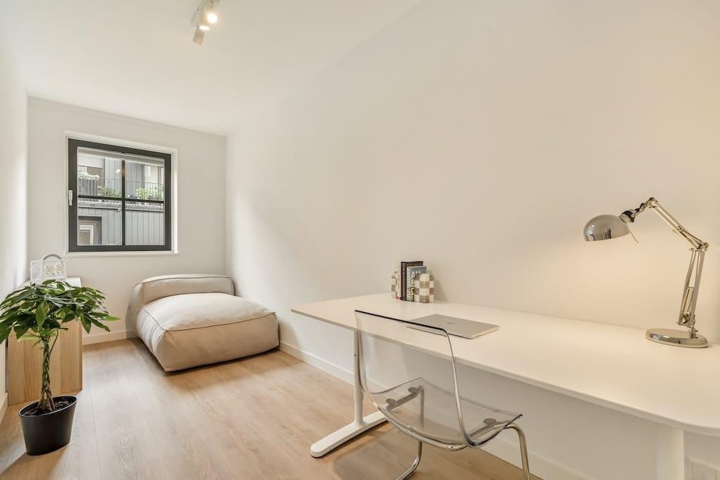 Woning te huur: Libau-eiland, Amsterdam